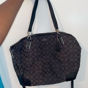 100% Authentic Coach Tote bag.